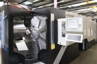 Le secteur des machines et électronique a essuyé une baisse des exportations de 2,0% à 2,62 milliards de francs en août (archives). KEYSTONE/GAETAN BALLY